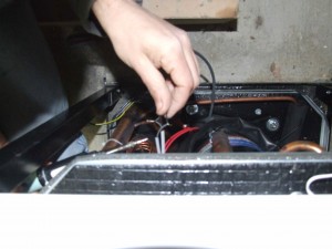 DSCF6529_solder_HG_sensor_wires